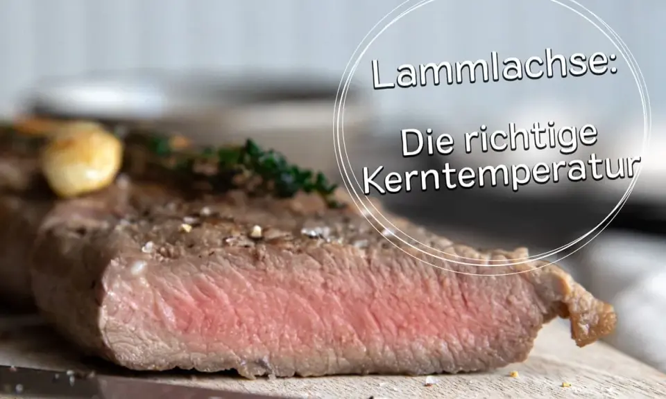 Perfekt gegarter Lammachs mit rosa Kern. Die richtige Kerntemperatur ist entscheidend für saftiges Lamm.